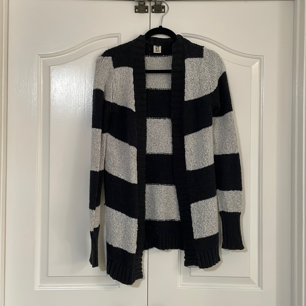 ROXY, size M black/gray sweater